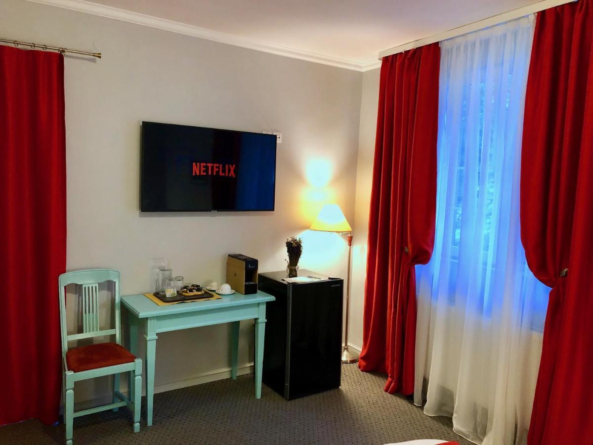 Vila De Argint Aleea Pelesului Nr 2 Sinaia Extérieur photo